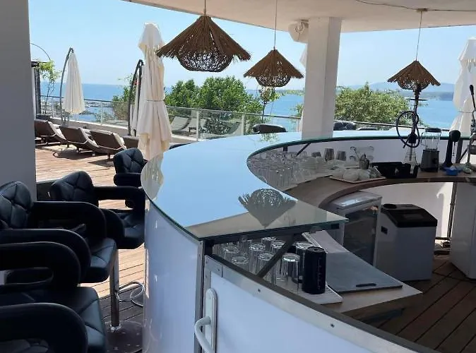 Deluxe Apartamento *